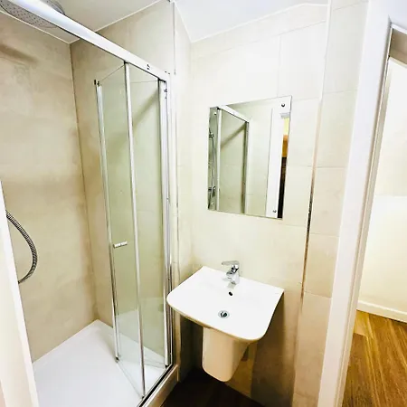 Mika Accommodation London Exterior foto