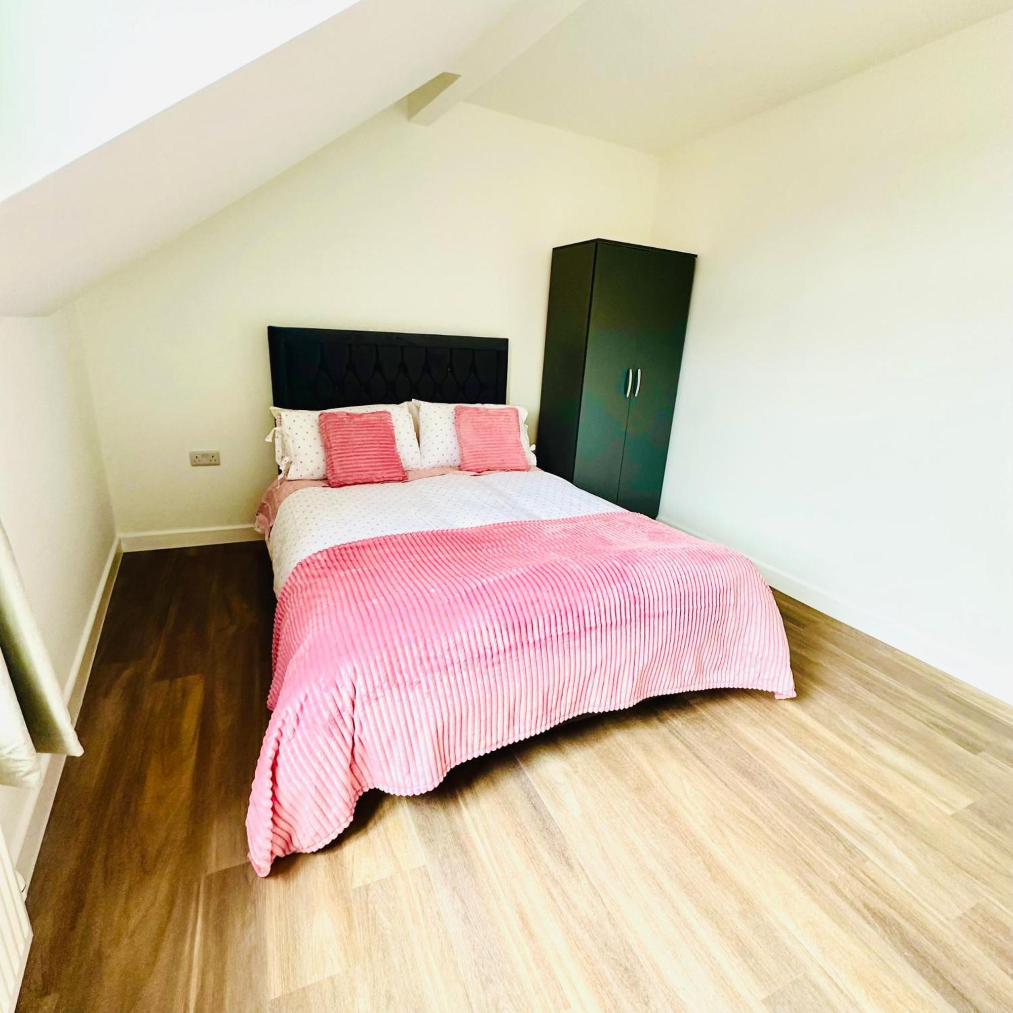 Quarto em Acomodações Particulares Mika Londres