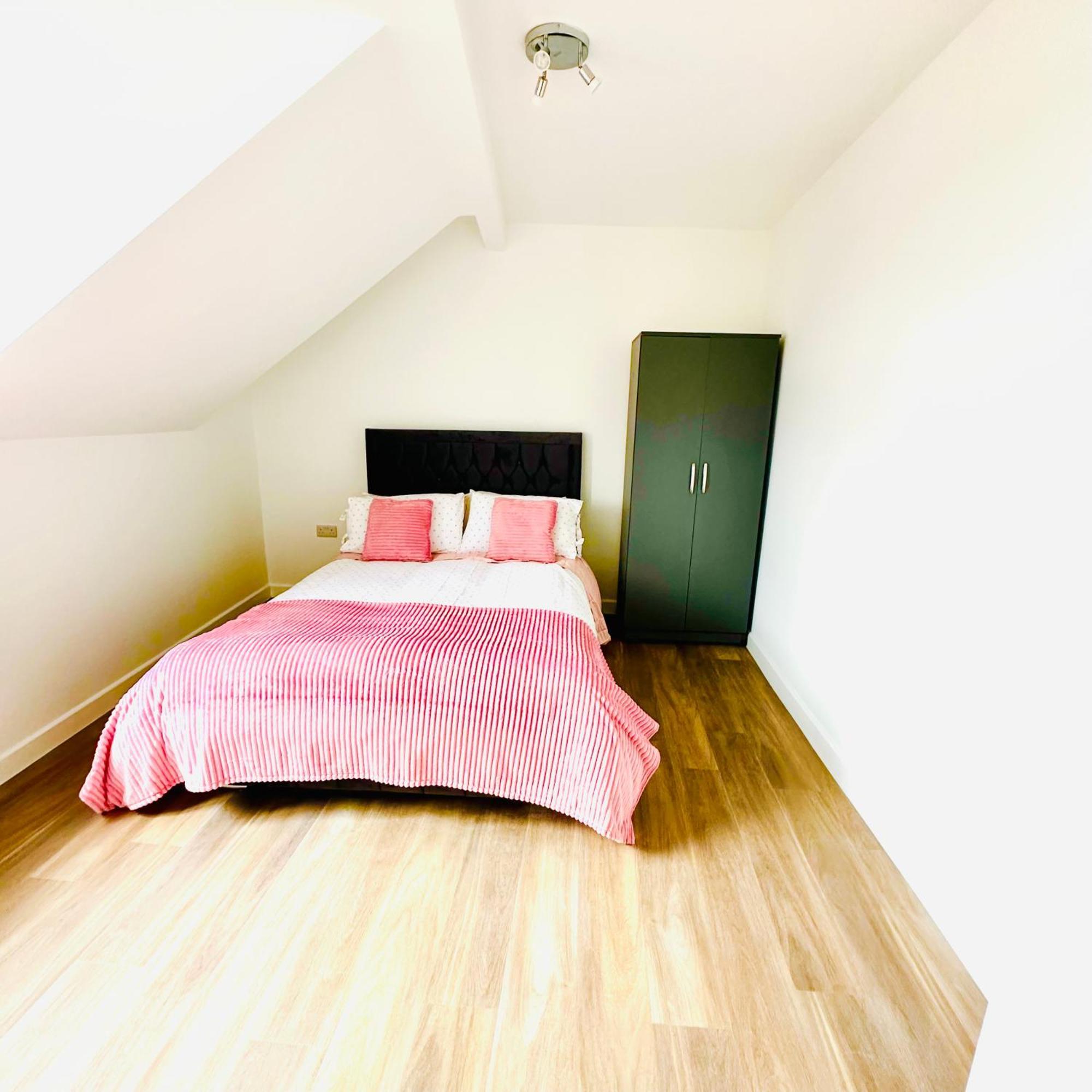 Quarto em Acomodações Particulares Mika Londres