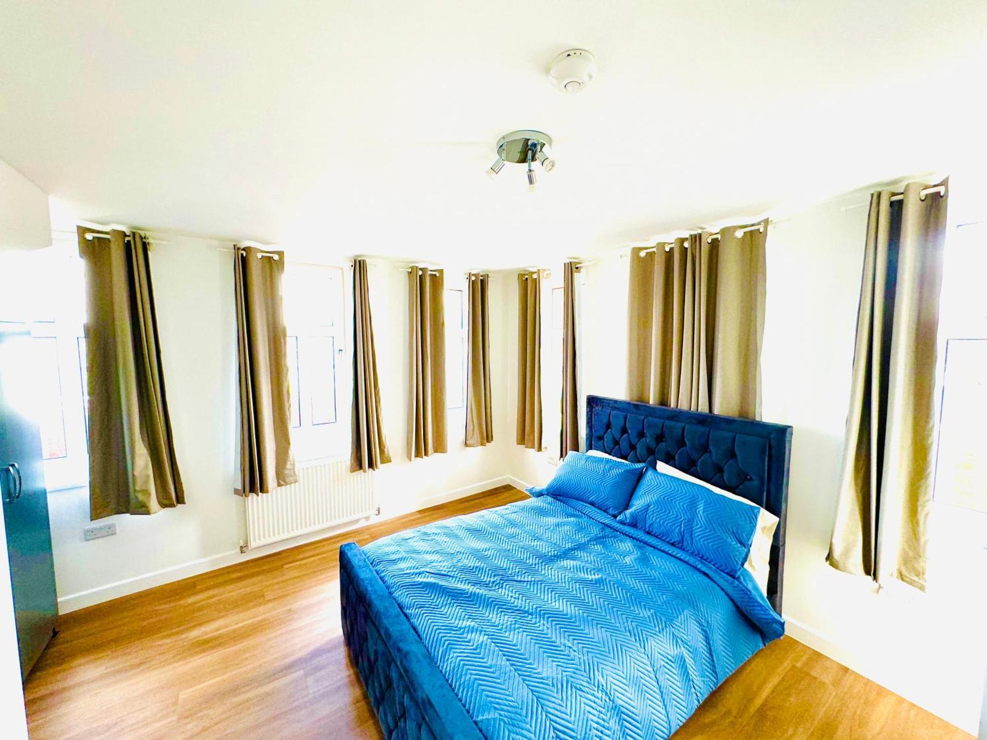 Quarto em Acomodações Particulares Mika Londres